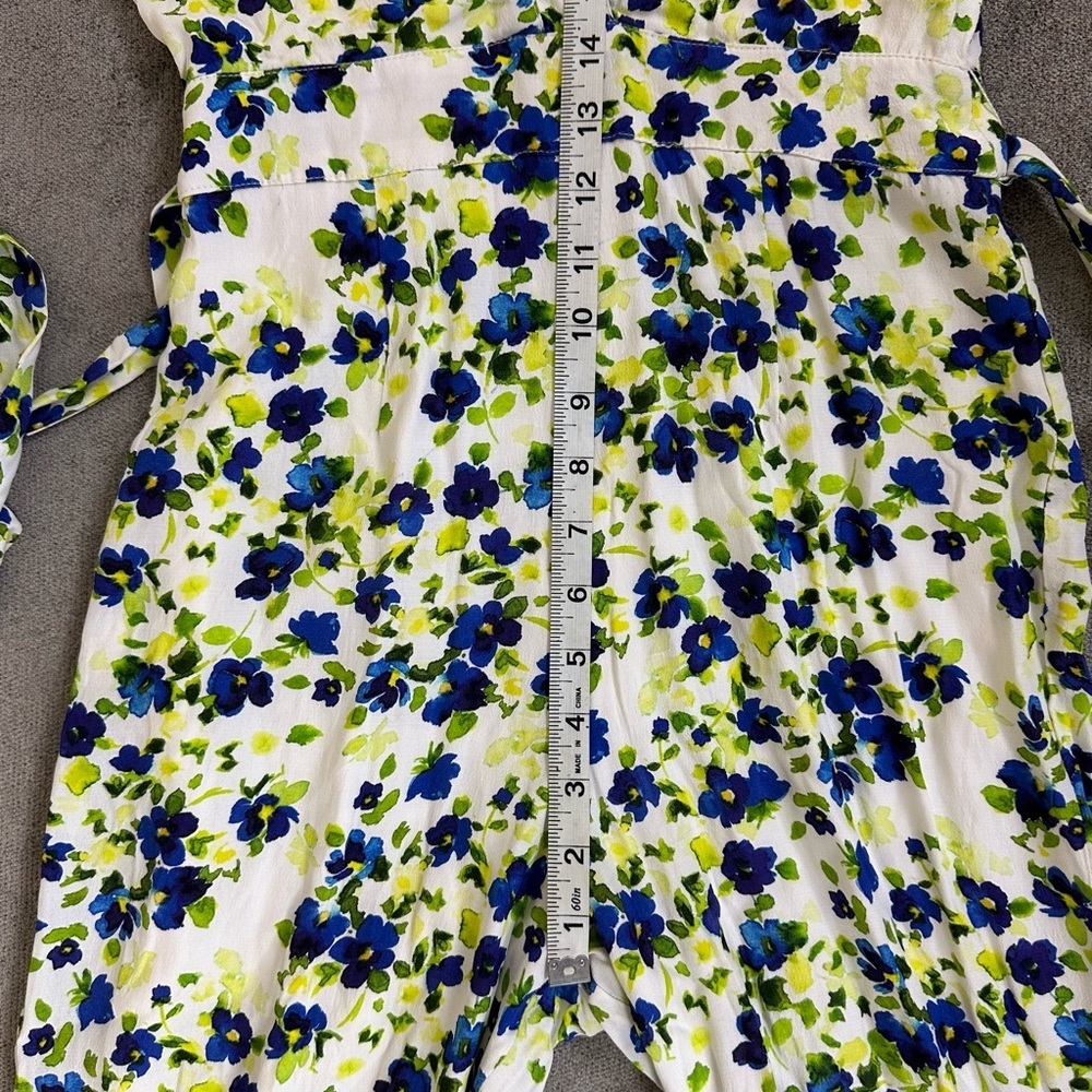 PRIVACY PLEASE White Floral Cropped Jumpsuit Size XXS - Picture 11 of 15